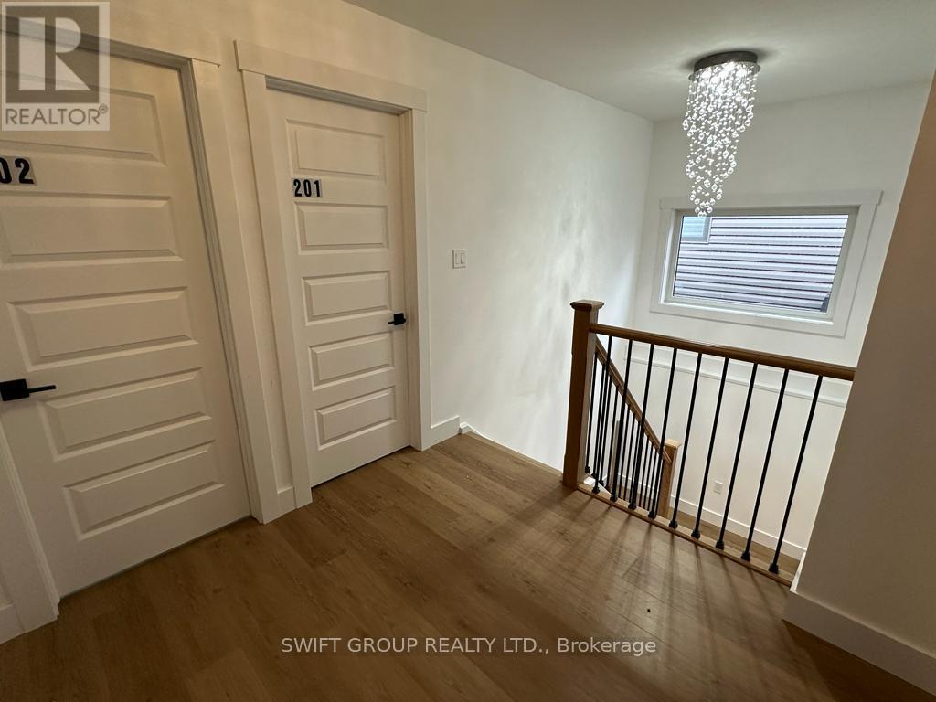 Upper - 1312 14th Avenue E, Owen Sound, Ontario  N4K 0A1 - Photo 16 - X13055512