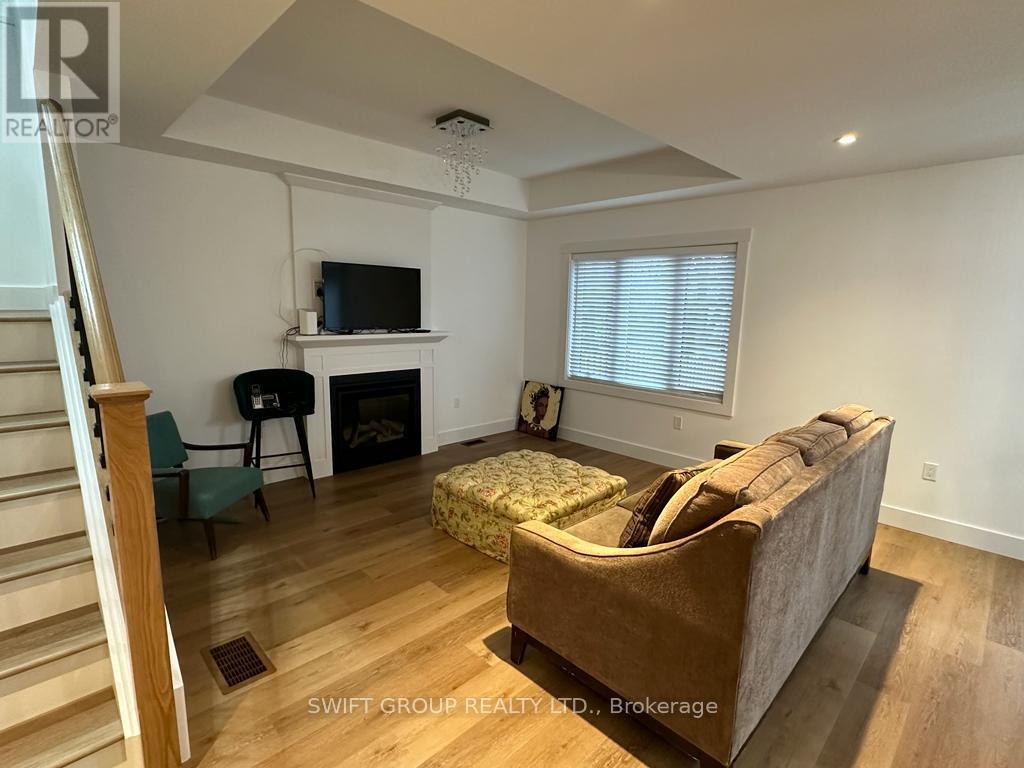 Upper - 1312 14th Avenue E, Owen Sound, Ontario  N4K 0A1 - Photo 5 - X13055512