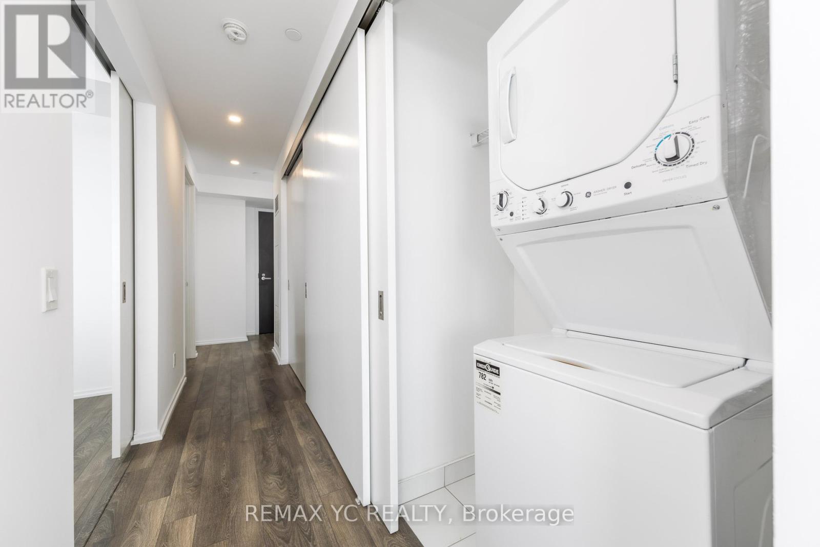 4404 - 197 Yonge Street, Toronto, Ontario  M5B 0C1 - Photo 13 - C13053598