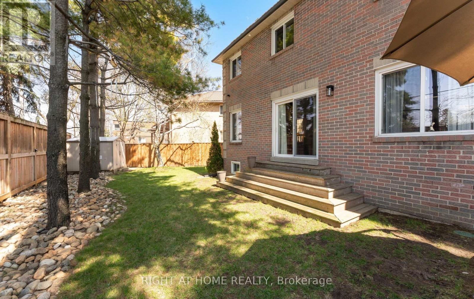 1665 Asgard Drive, Mississauga, Ontario  L5E 3G5 - Photo 42 - W13039420