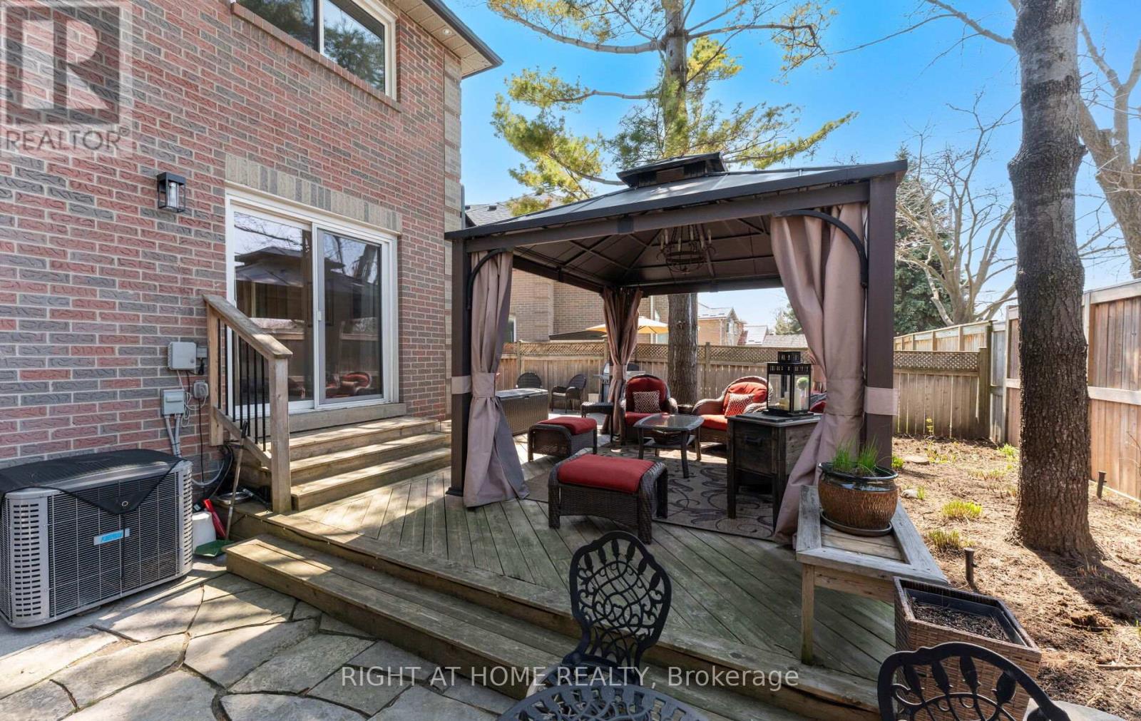 1665 Asgard Drive, Mississauga, Ontario  L5E 3G5 - Photo 39 - W13039420