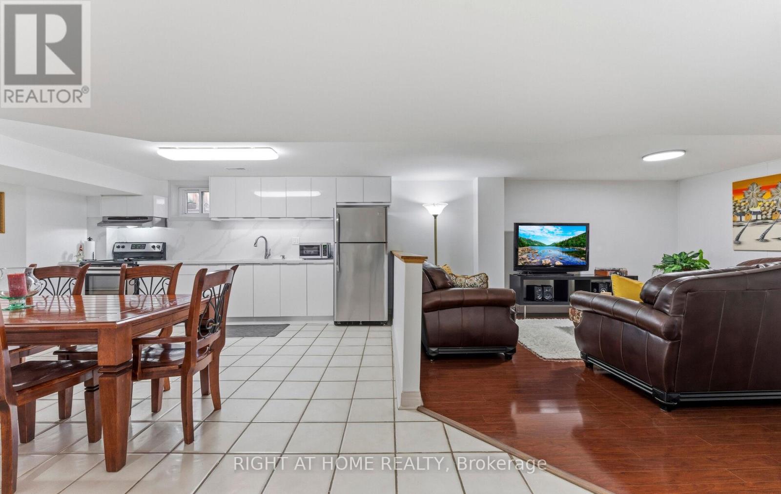 1665 Asgard Drive, Mississauga, Ontario  L5E 3G5 - Photo 33 - W13039420