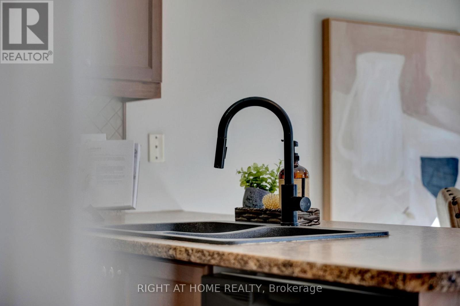 131 William Cowles Drive, Clarington, Ontario  L1C 0E3 - Photo 8 - E13055594