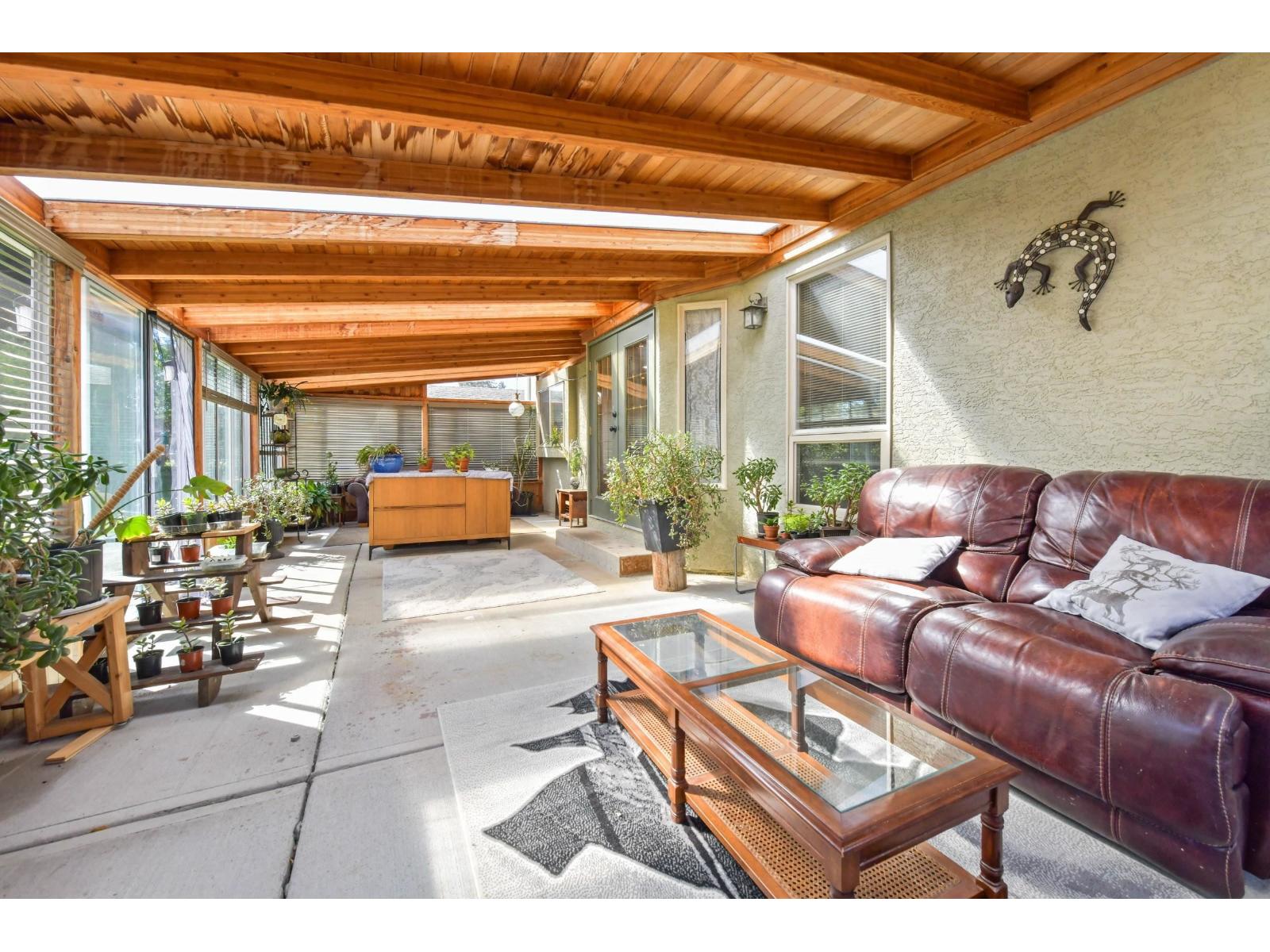 8551 Bannister Drive, Mission, British Columbia  V2V 6Y3 - Photo 11 - R3115842