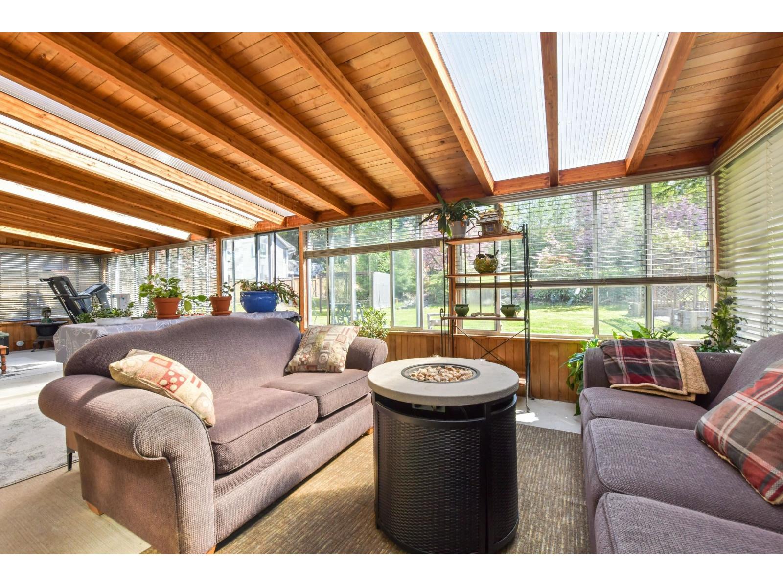 8551 Bannister Drive, Mission, British Columbia  V2V 6Y3 - Photo 13 - R3115842