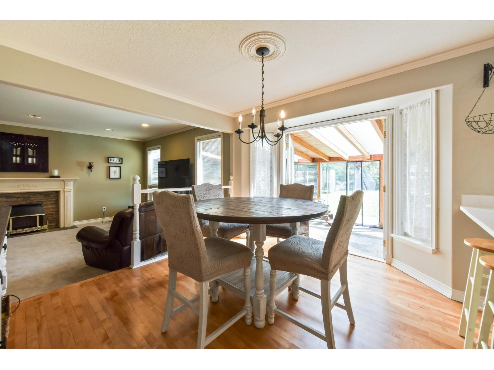 8551 Bannister Drive, Mission, British Columbia  V2V 6Y3 - Photo 10 - R3115842