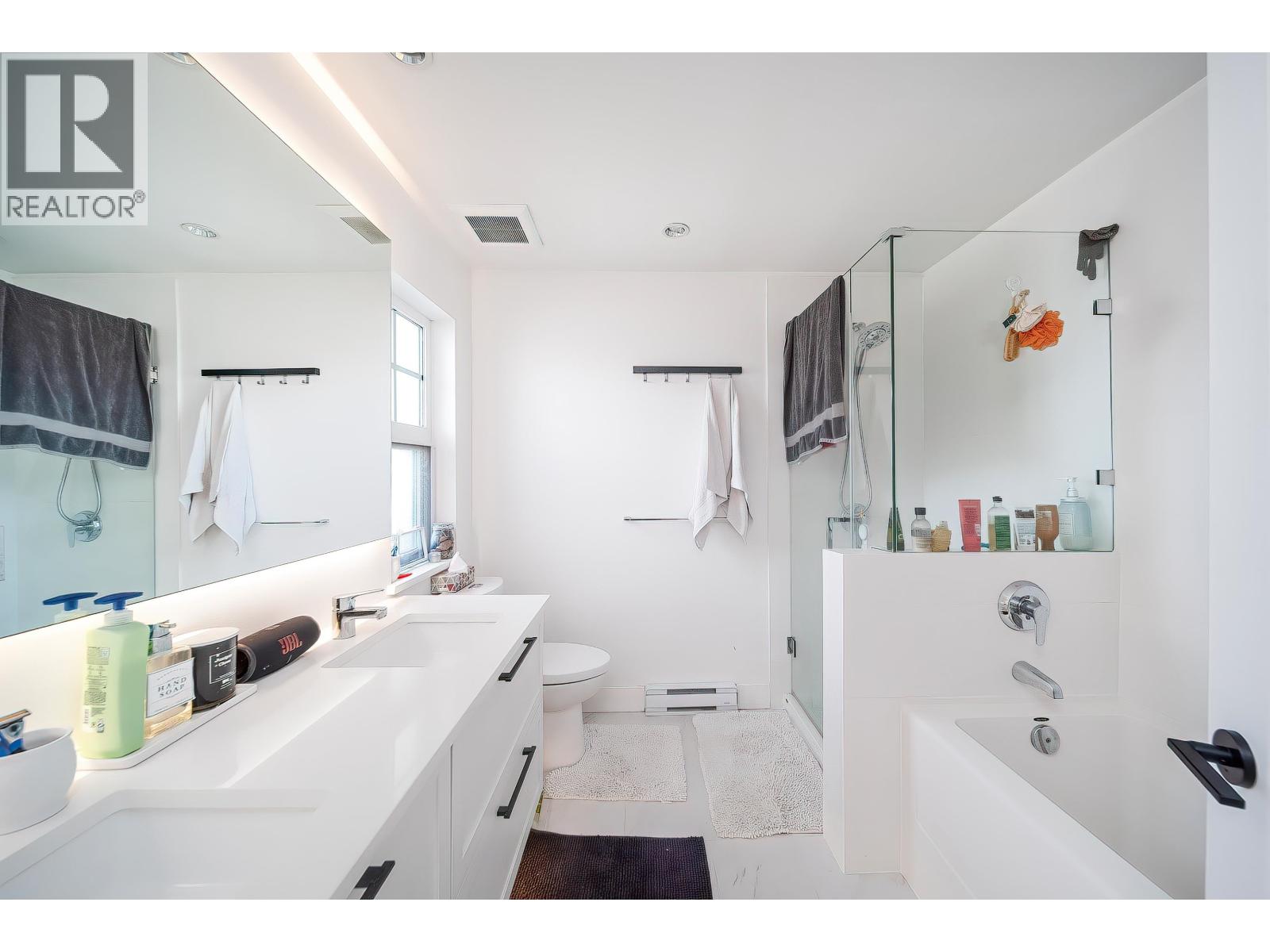 59 3552 Victoria Drive, Coquitlam, British Columbia  V3C 3V4 - Photo 12 - R3117057