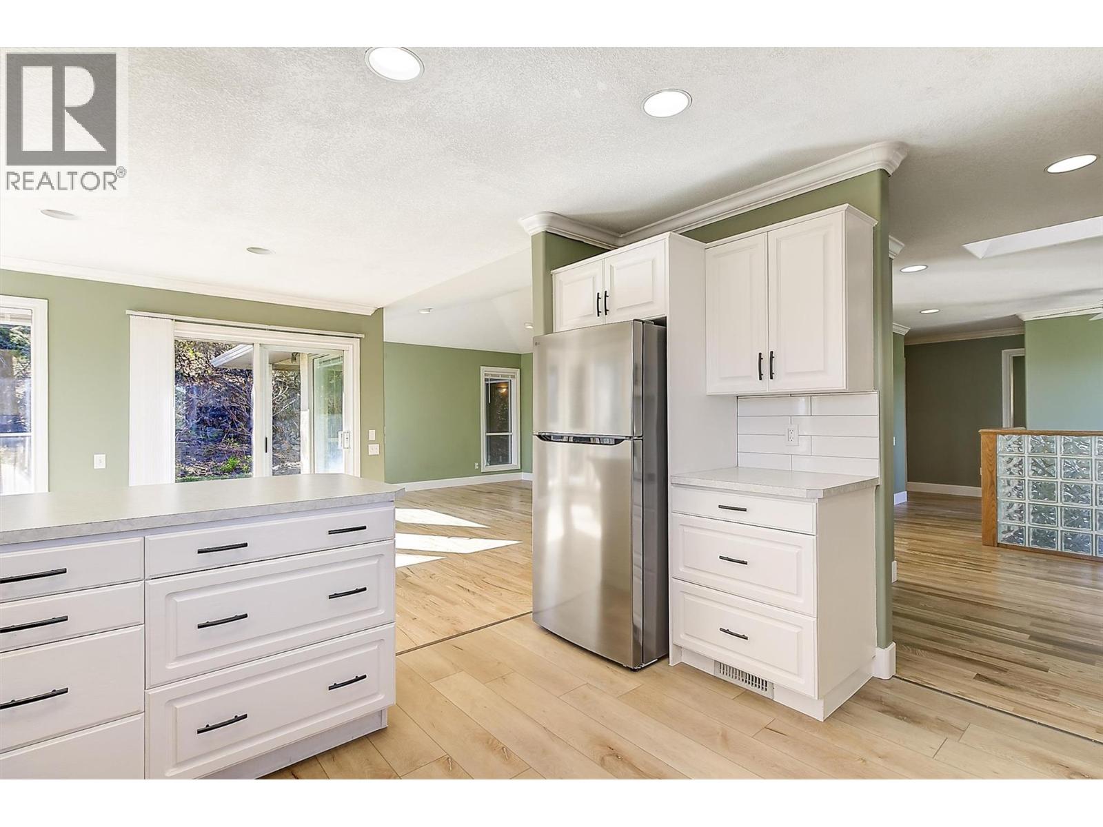 2194 Shamrock Drive, West Kelowna, British Columbia  V4T 1T9 - Photo 17 - 10385039