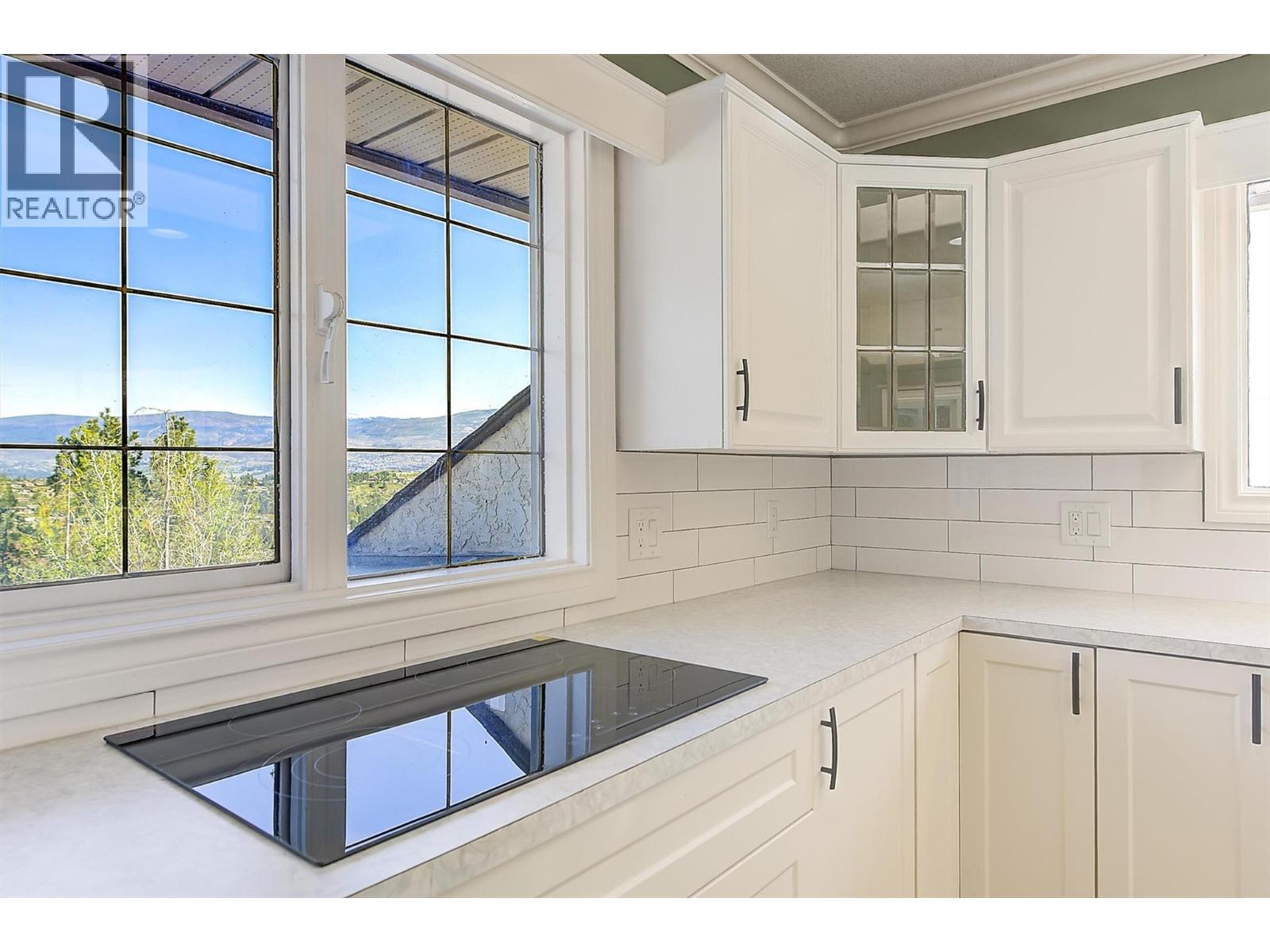 2194 Shamrock Drive, West Kelowna, British Columbia  V4T 1T9 - Photo 16 - 10385039