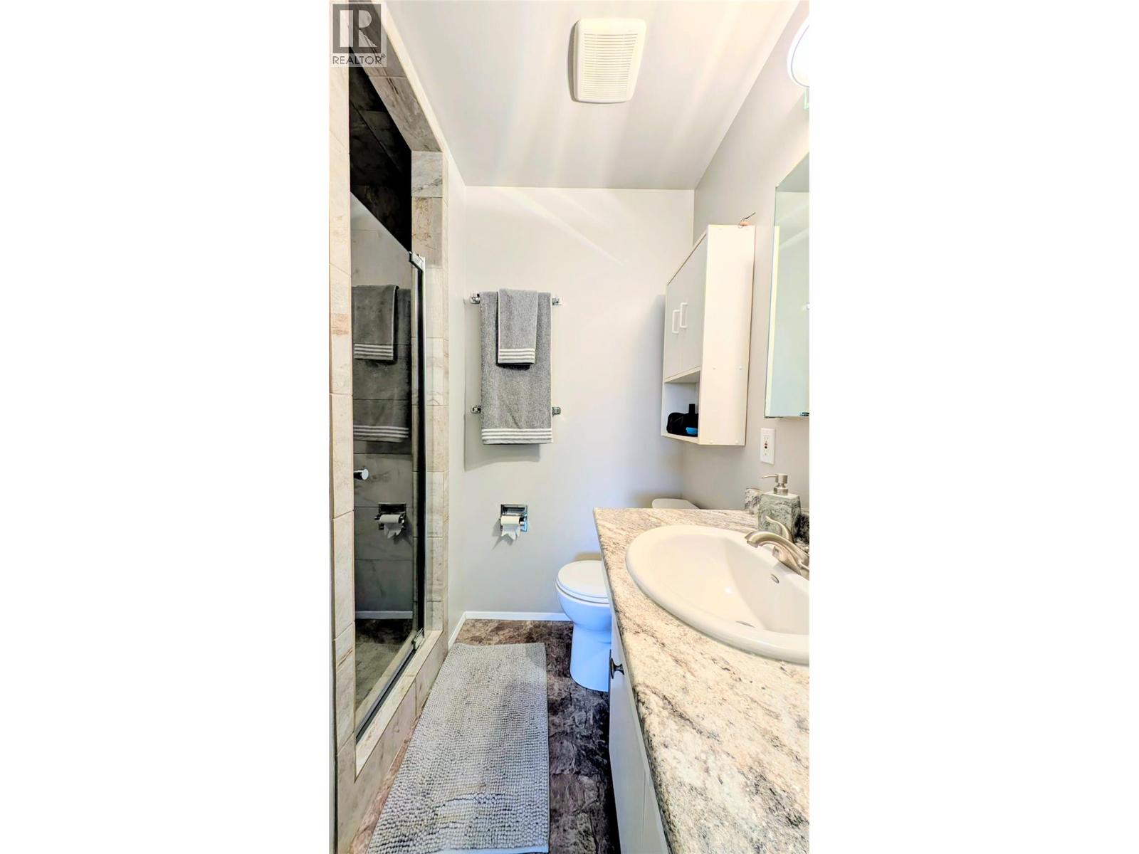 1412 3rd Avenue S, Cranbrook, British Columbia  V1C 2C8 - Photo 11 - 10385254