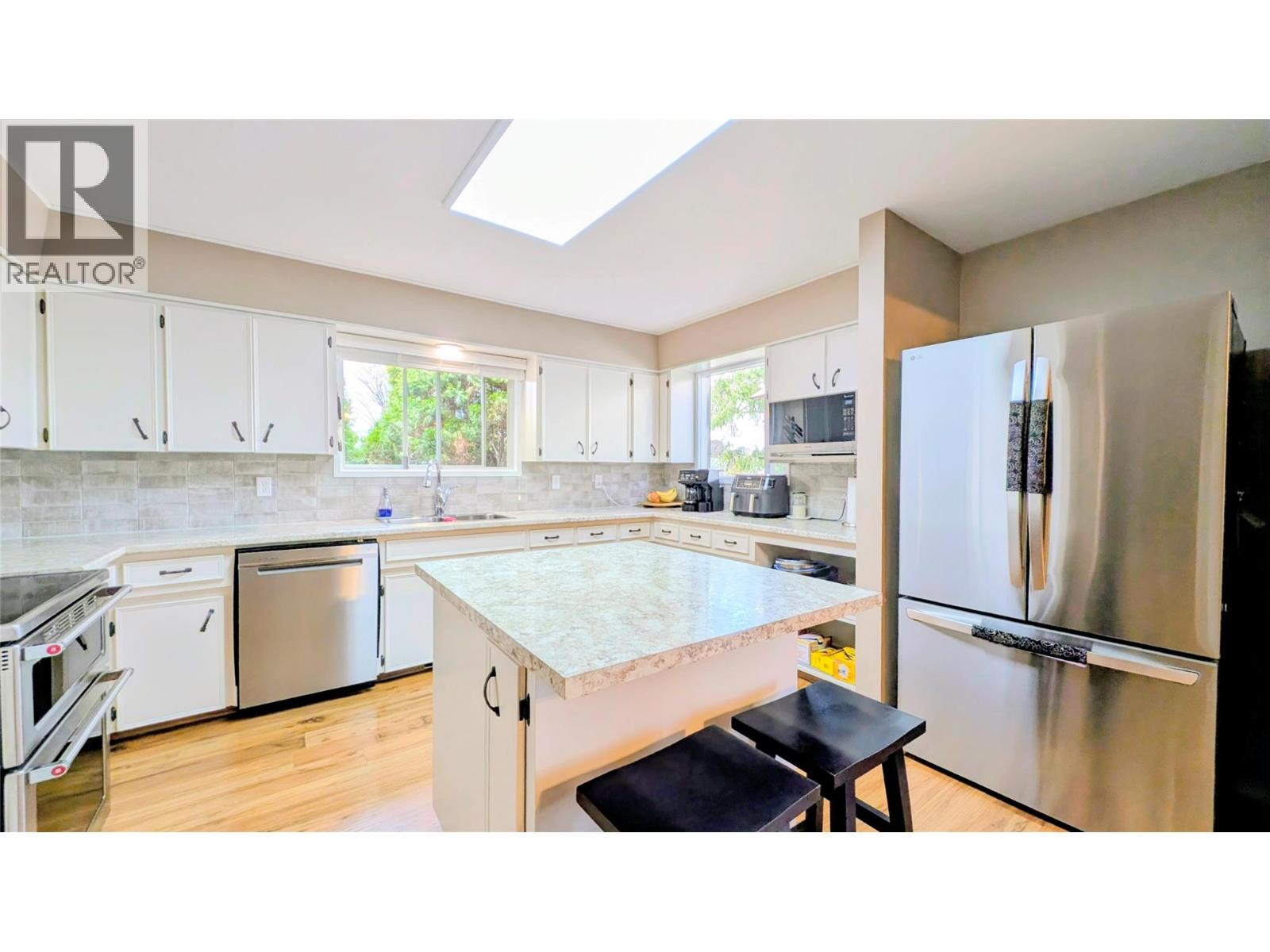 1412 3rd Avenue S, Cranbrook, British Columbia  V1C 2C8 - Photo 5 - 10385254