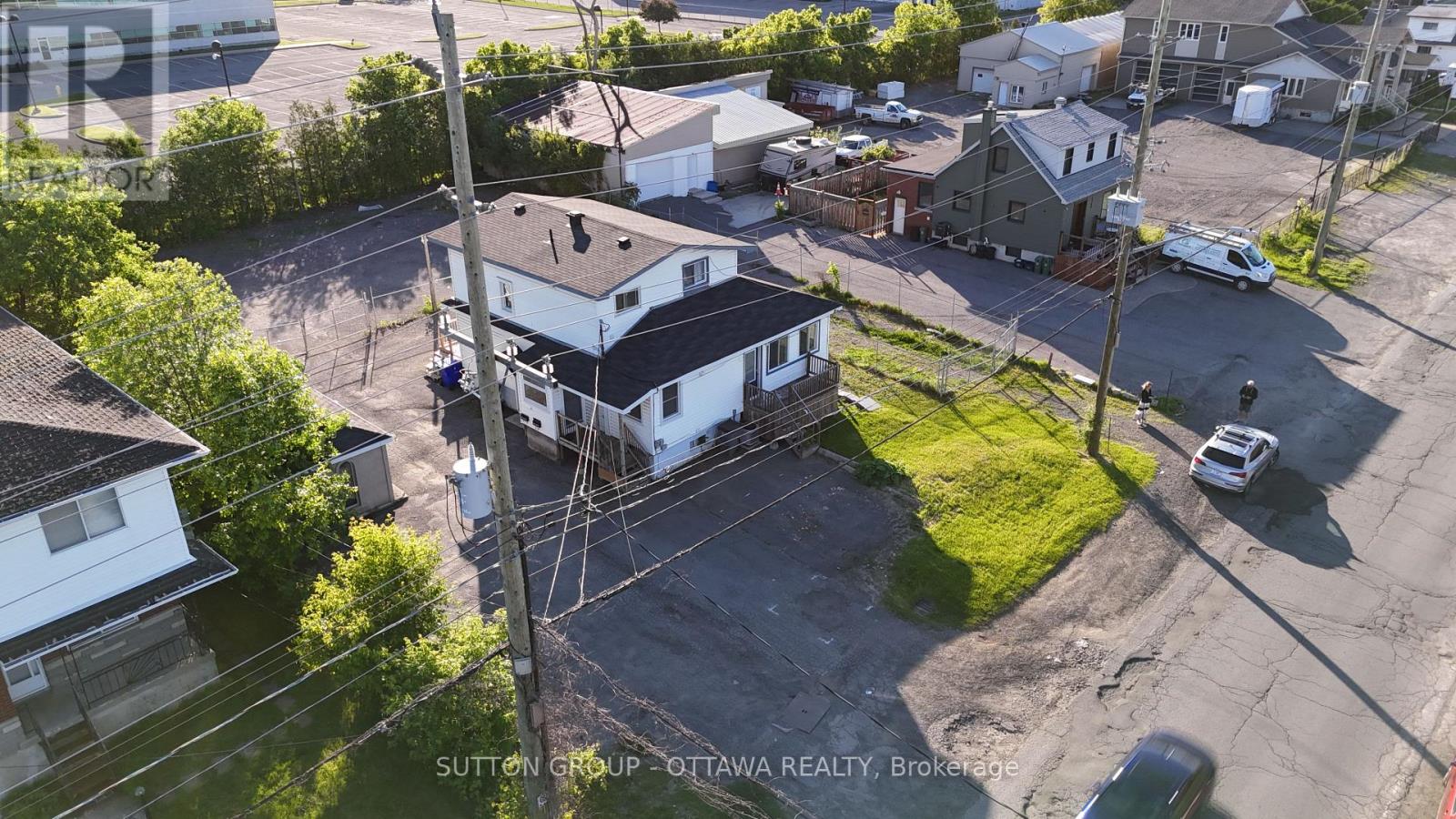 1368 Labrie Avenue, Ottawa, Ontario  K1B 3M1 - Photo 9 - X13055586