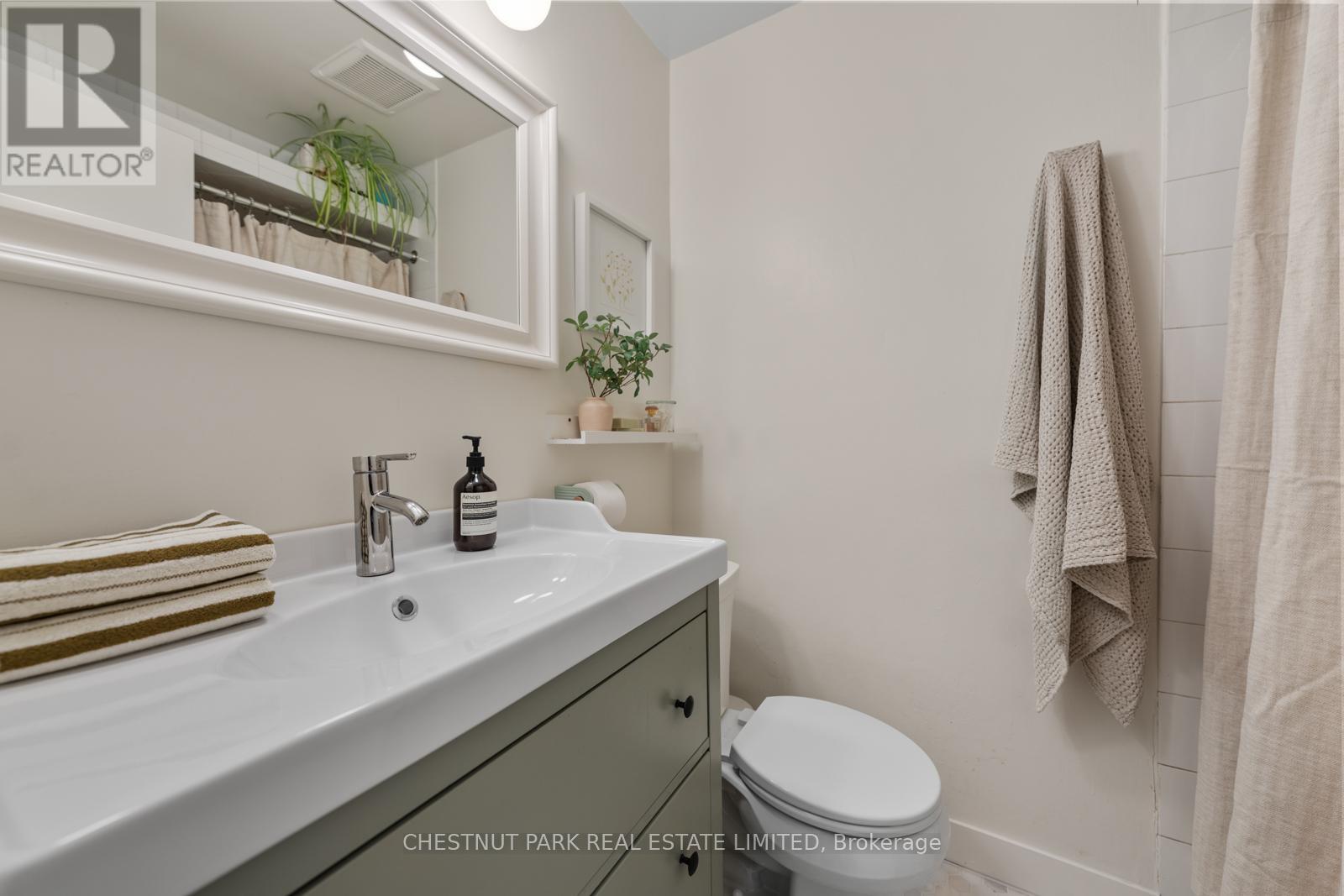 32 Sackville Place, Toronto, Ontario  M4X 1A4 - Photo 23 - C13030314