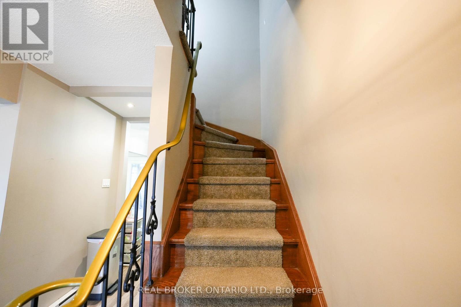 8 Ralgreen Crescent, Kitchener, Ontario  N2M 1T9 - Photo 10 - X12994936