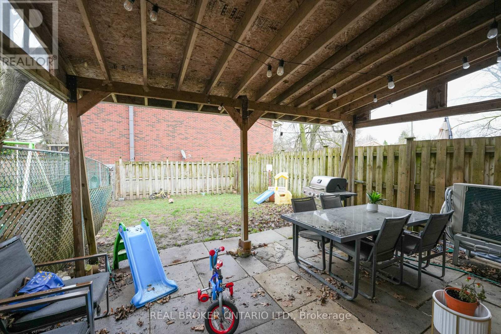 8 Ralgreen Crescent, Kitchener, Ontario  N2M 1T9 - Photo 28 - X12994936