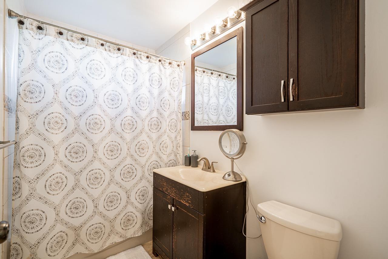 15675 40th Avenue, Surrey, British Columbia  V3Z 1E6 - Photo 27 - R3116588