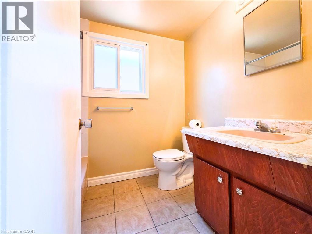 214 Fairfield Avenue, Hamilton, Ontario  L8H 5H6 - Photo 16 - 40824570