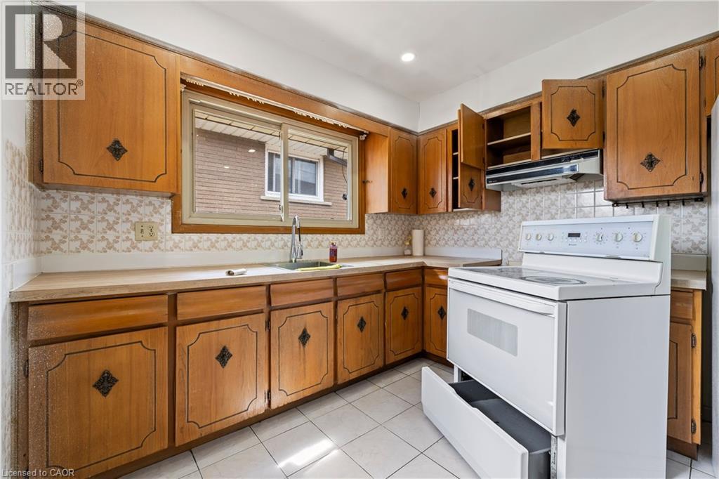 481-( Upper Level) Limeridge Court, Hamilton, Ontario  L9C 2V8 - Photo 8 - 40823470