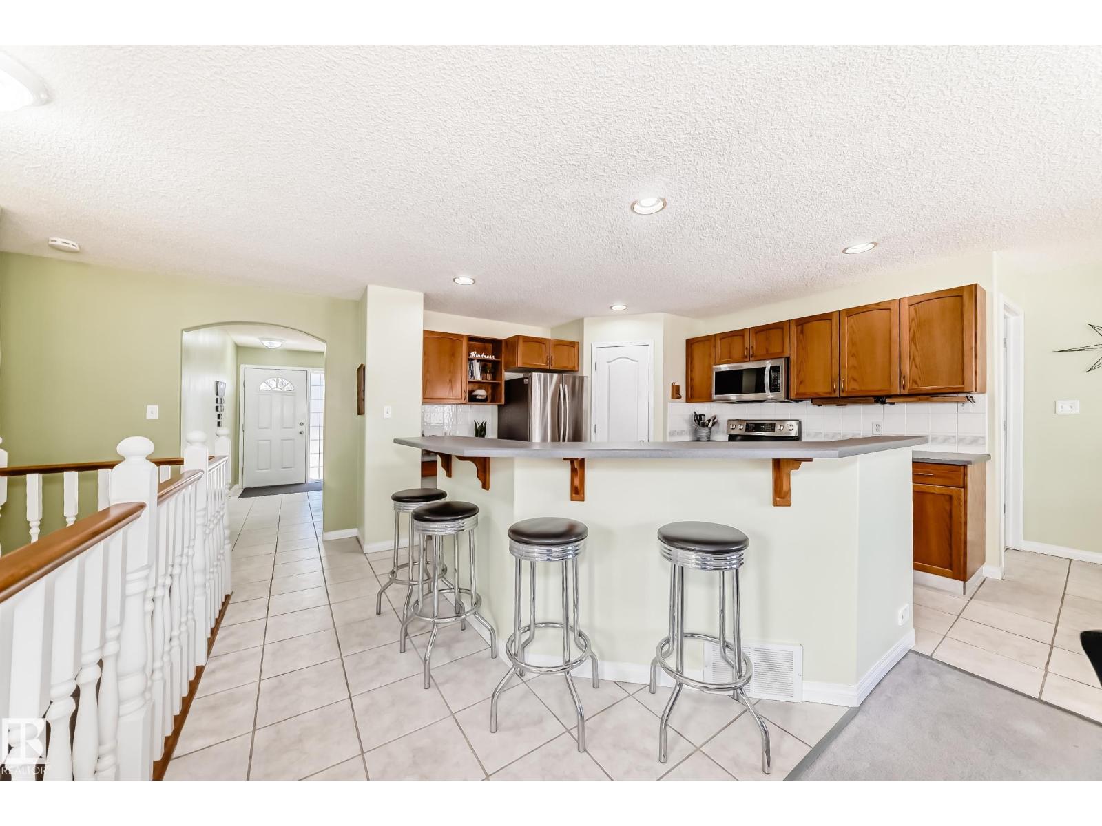 17 Springfield Cr, St. Albert, Alberta  T8N 0J9 - Photo 8 - E4484563