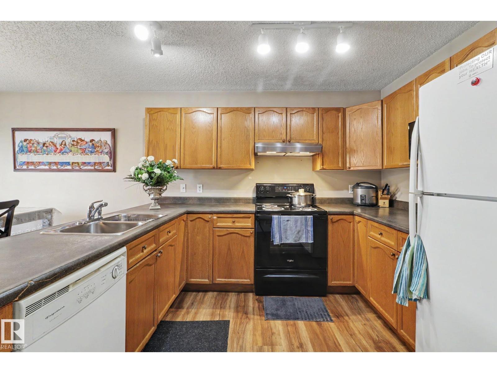 11633 167b Av Nw, Edmonton, Alberta  T5X 6K2 - Photo 9 - E4484564