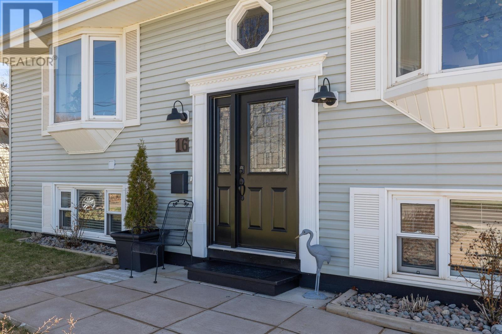 16 Moreau Drive, Charlottetown, Prince Edward Island  C1A 2Y2 - Photo 3 - 202608879