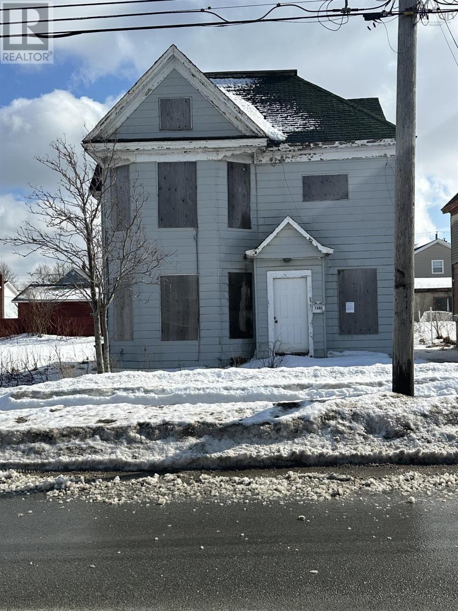 233 King Edward Street, Glace Bay, Nova Scotia  B1A 3V9 - Photo 1 - 202603555