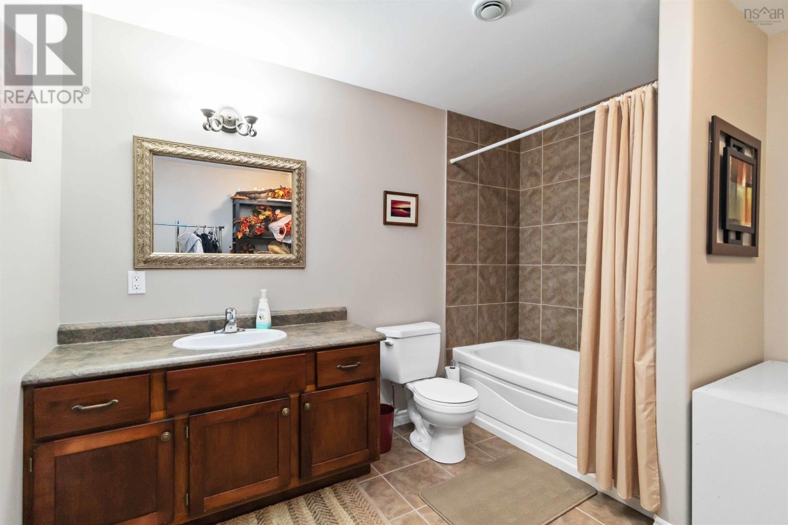 233 Starboard Drive, Halifax, Nova Scotia  B3M 4V4 - Photo 44 - 202605978