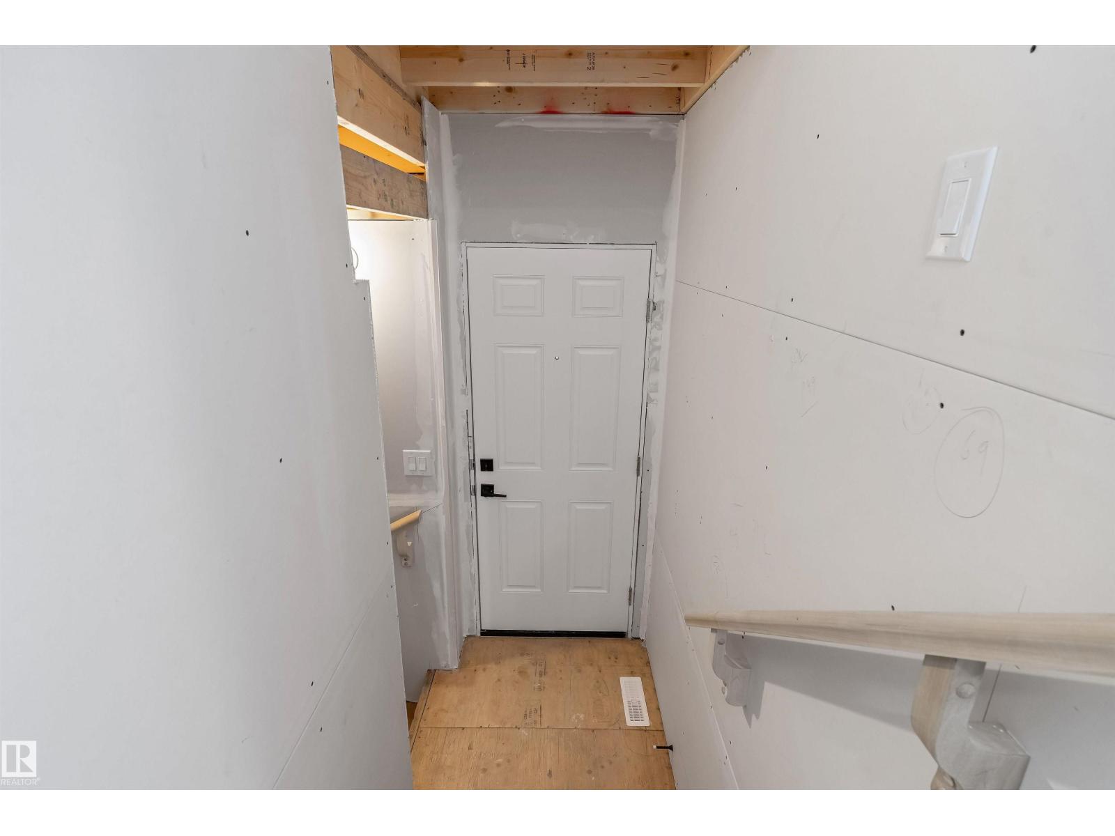 932 18 Av NW, Edmonton, Alberta  T6T 2X4 - Photo 37 - E4475086