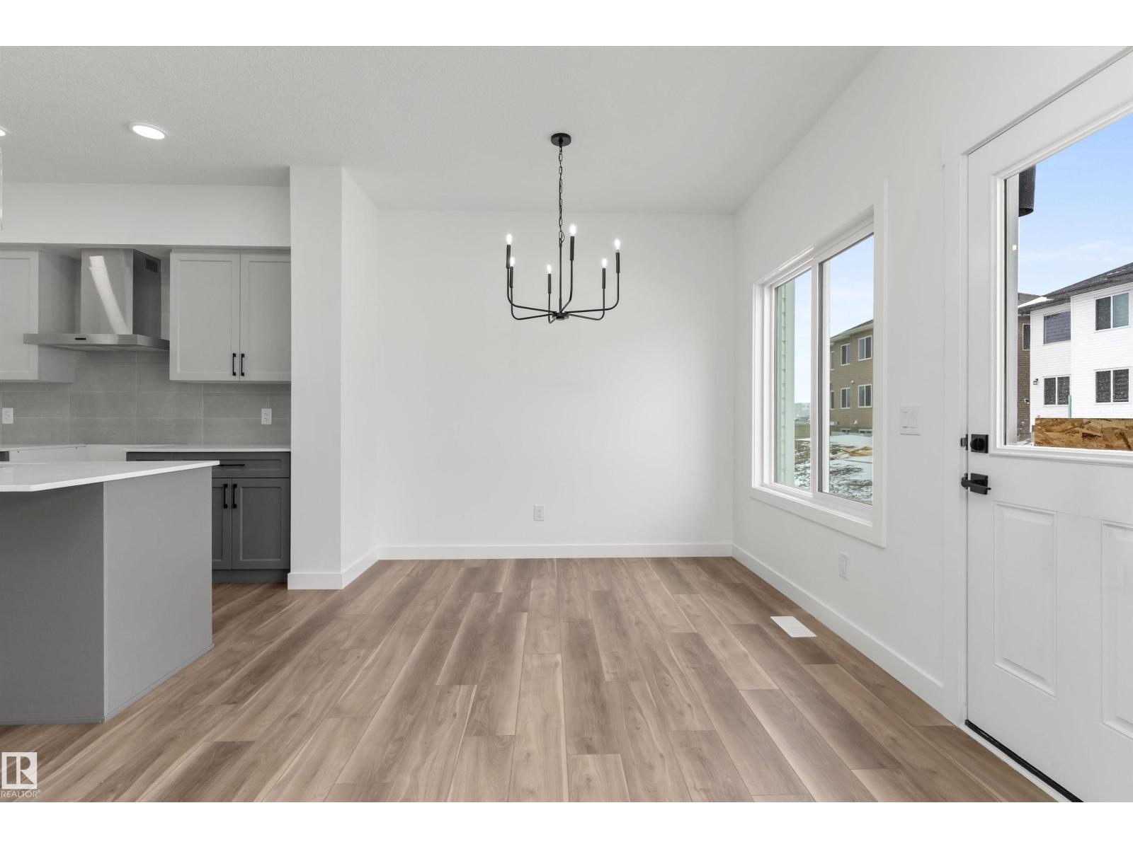 932 18 Av NW, Edmonton, Alberta  T6T 2X4 - Photo 12 - E4475086