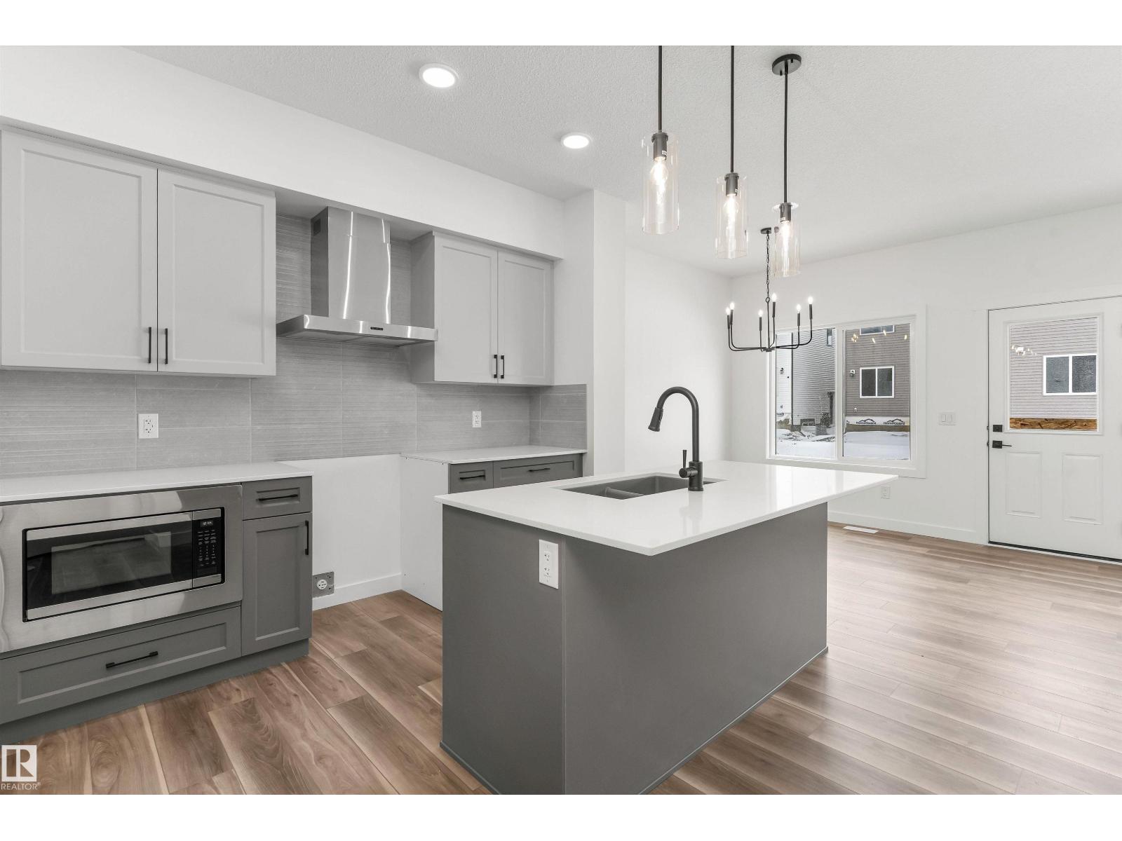 932 18 Av NW, Edmonton, Alberta  T6T 2X4 - Photo 20 - E4475086