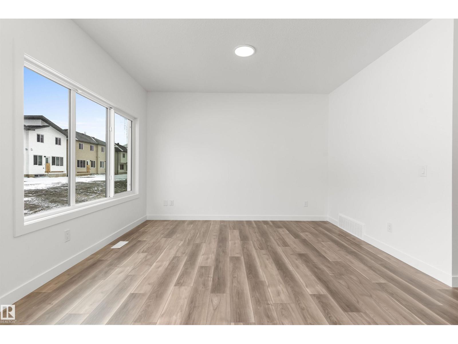 932 18 Av NW, Edmonton, Alberta  T6T 2X4 - Photo 10 - E4475086