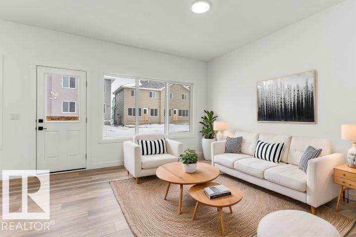 932 18 Av NW, Edmonton, Alberta  T6T 2X4 - Photo 9 - E4475086