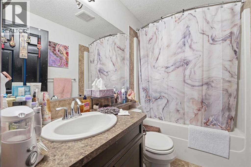 224 Everbrook Way SW, Calgary, Alberta  T2Y 0E8 - Photo 39 - A2297787