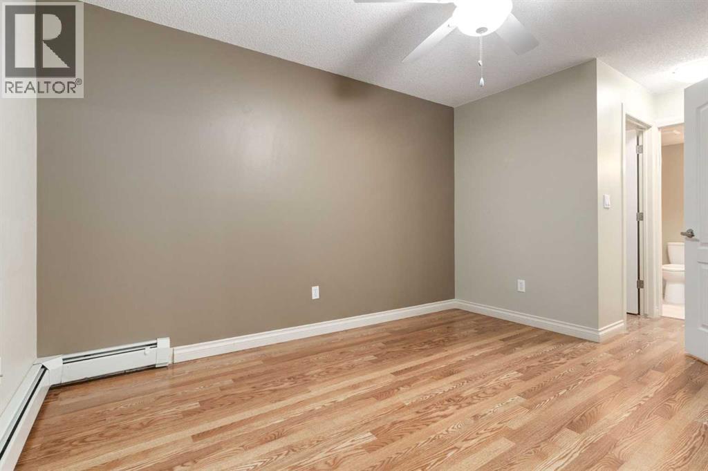 214, 30 Sierra Morena Mews SW, Calgary, Alberta  T3H 3K7 - Photo 17 - A2304755