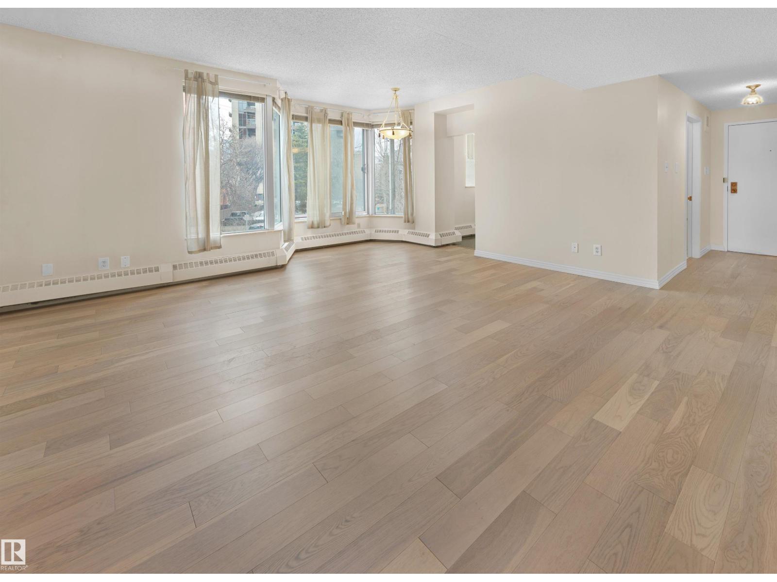 #201 11826 100 Av Nw, Edmonton, Alberta  T5K 0K3 - Photo 11 - E4484565