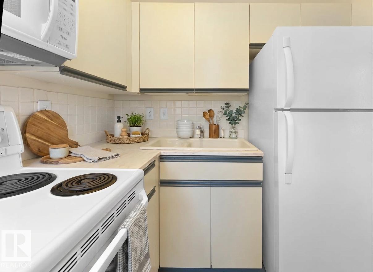 #201 11826 100 Av Nw, Edmonton, Alberta  T5K 0K3 - Photo 19 - E4484565