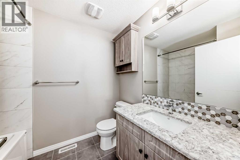 43 Carrington Crescent Nw, Calgary, Alberta  T3P 1N6 - Photo 19 - A2306115