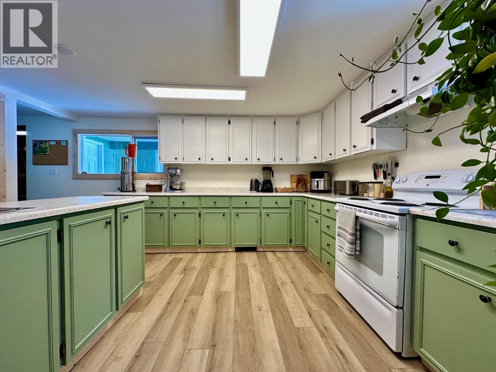 1291 Coalmine Road, Telkwa, British Columbia  V0J 2X0 - Photo 12 - R3101519