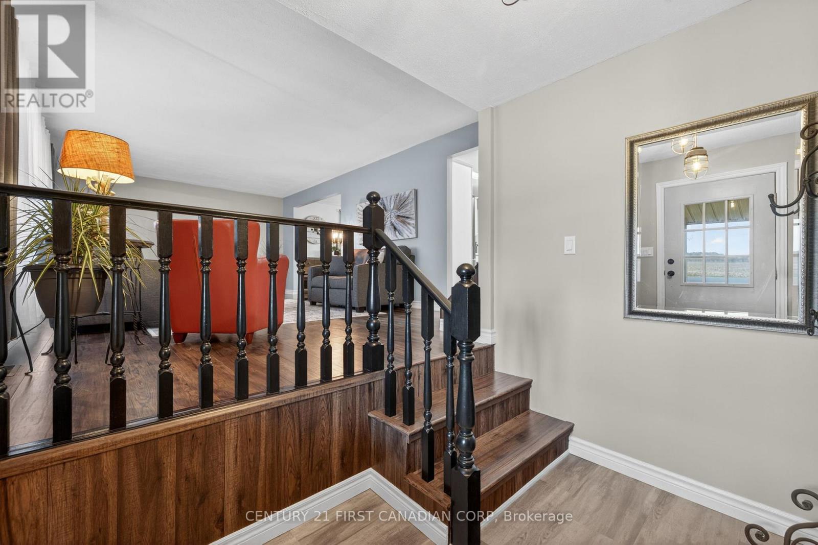 8889 Hacienda Road, Malahide, Ontario  N5H 2R1 - Photo 5 - X13055632