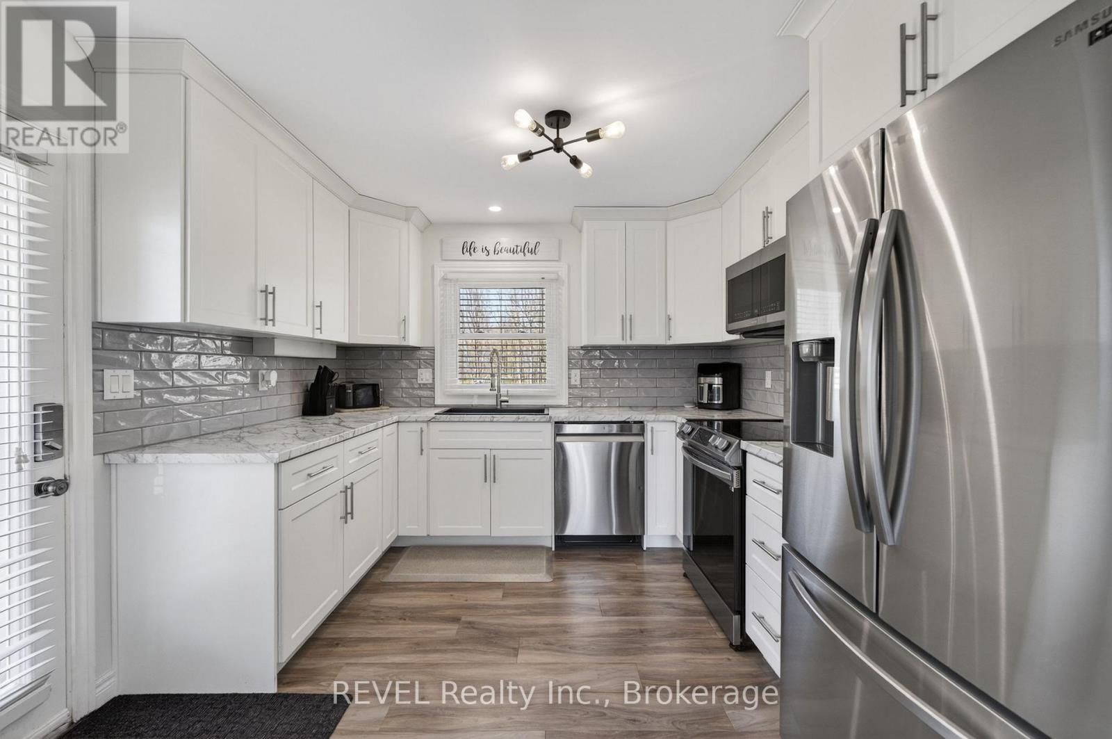 11 Walter Drive, Haldimand, Ontario  N0A 1L0 - Photo 5 - X13055646