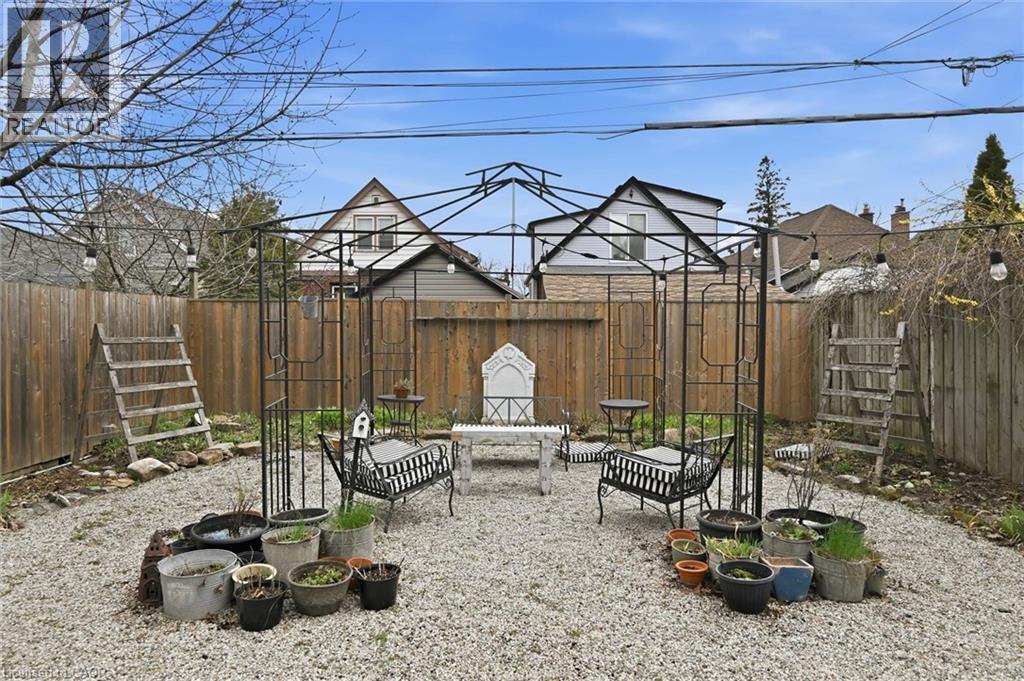 153 Graham Avenue S, Hamilton, Ontario  L8K 2M5 - Photo 32 - 40823011