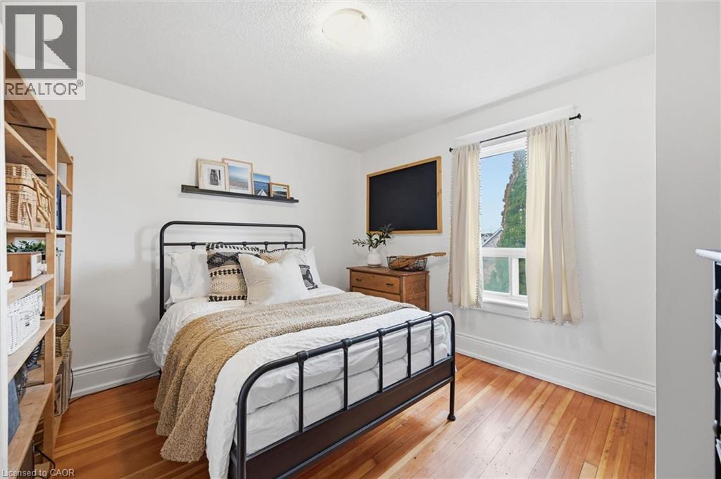 153 Graham Avenue S, Hamilton, Ontario  L8K 2M5 - Photo 18 - 40823011