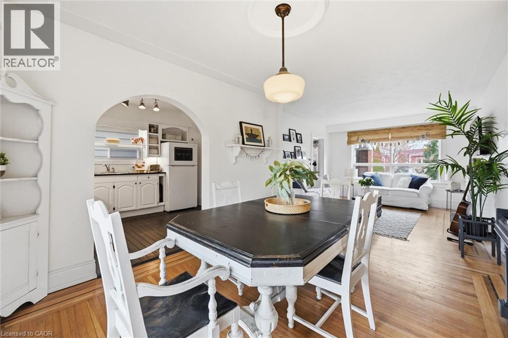 153 Graham Avenue S, Hamilton, Ontario  L8K 2M5 - Photo 12 - 40823011