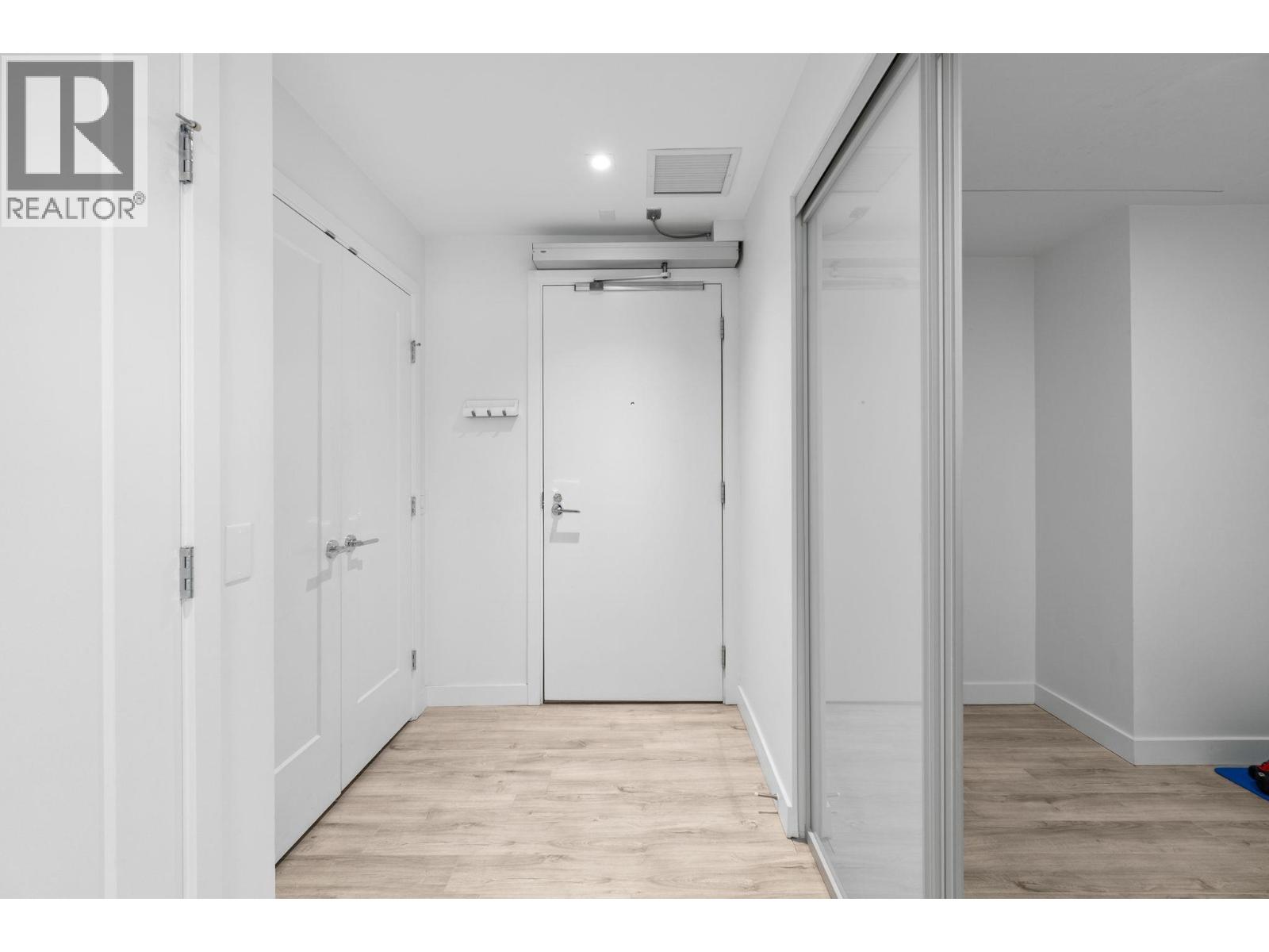 1602 2288 Alpha Avenue, Burnaby, British Columbia  V5C 0L9 - Photo 13 - R3117069