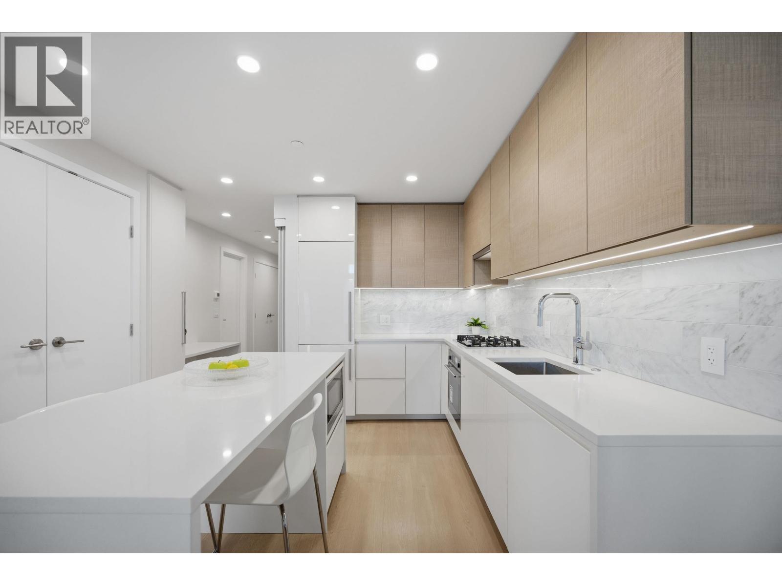 1910 2108 Gilmore Avenue, Burnaby, British Columbia  V5C 0N8 - Photo 10 - R3117102