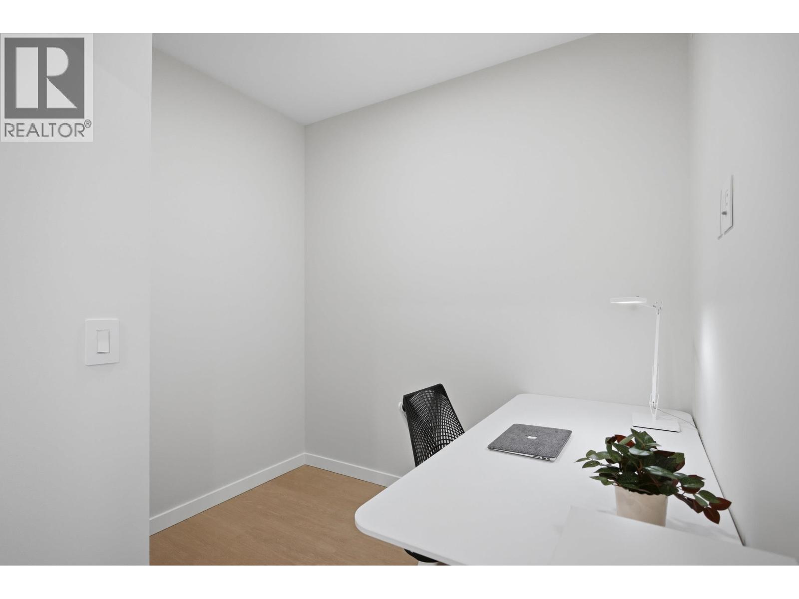 1910 2108 Gilmore Avenue, Burnaby, British Columbia  V5C 0N8 - Photo 13 - R3117102