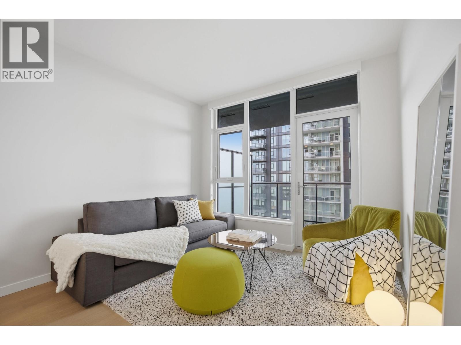 1910 2108 Gilmore Avenue, Burnaby, British Columbia  V5C 0N8 - Photo 2 - R3117102