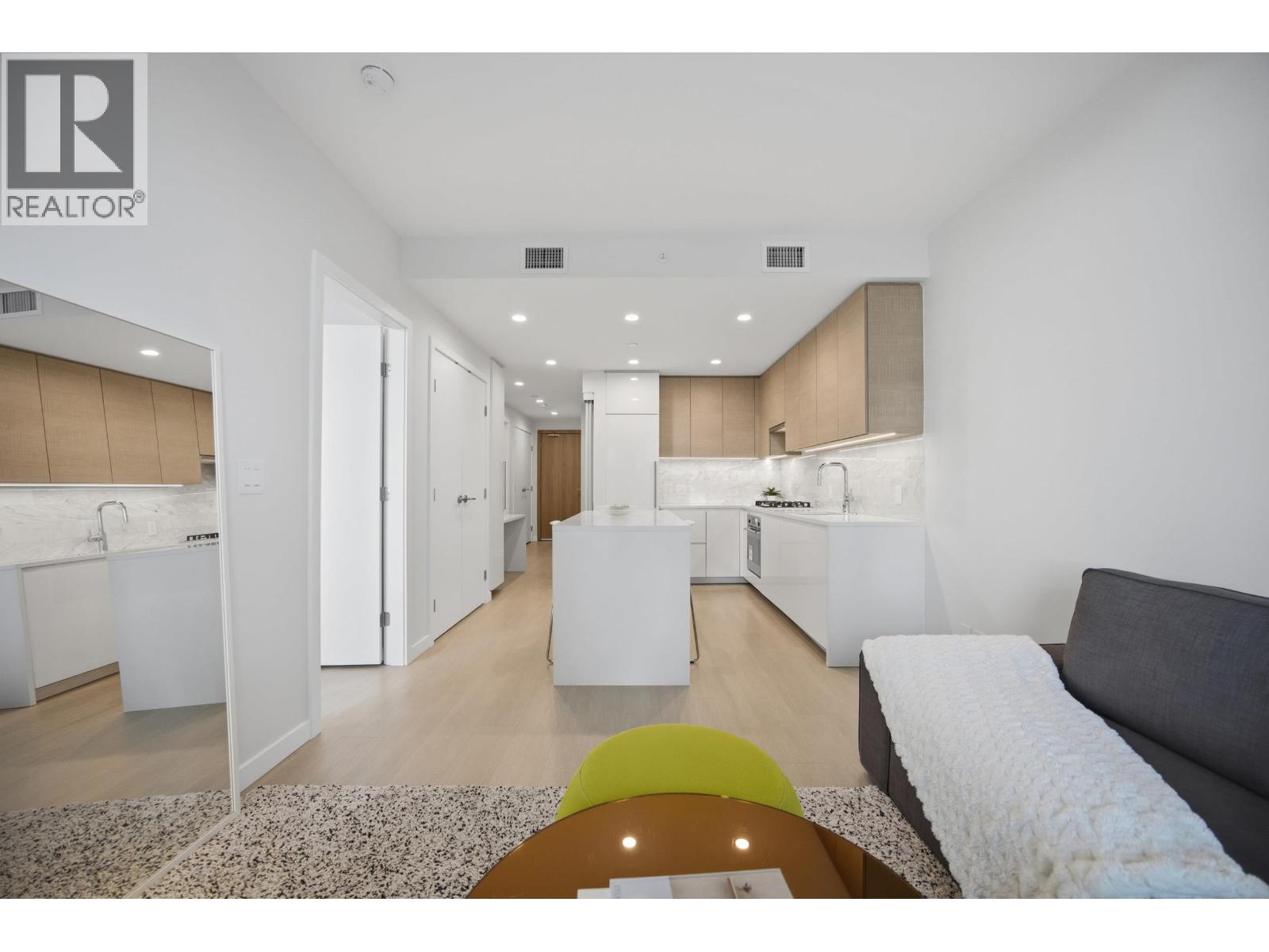 1910 2108 Gilmore Avenue, Burnaby, British Columbia  V5C 0N8 - Photo 9 - R3117102