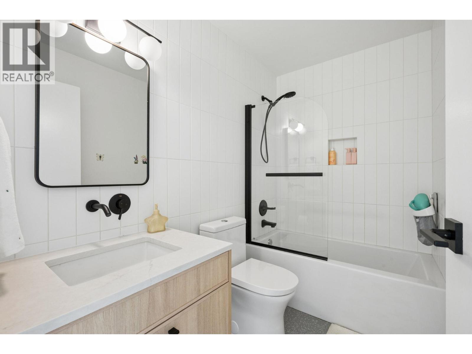 3951 Springtree Drive, Vancouver, British Columbia  V6L 3E2 - Photo 24 - R3117106