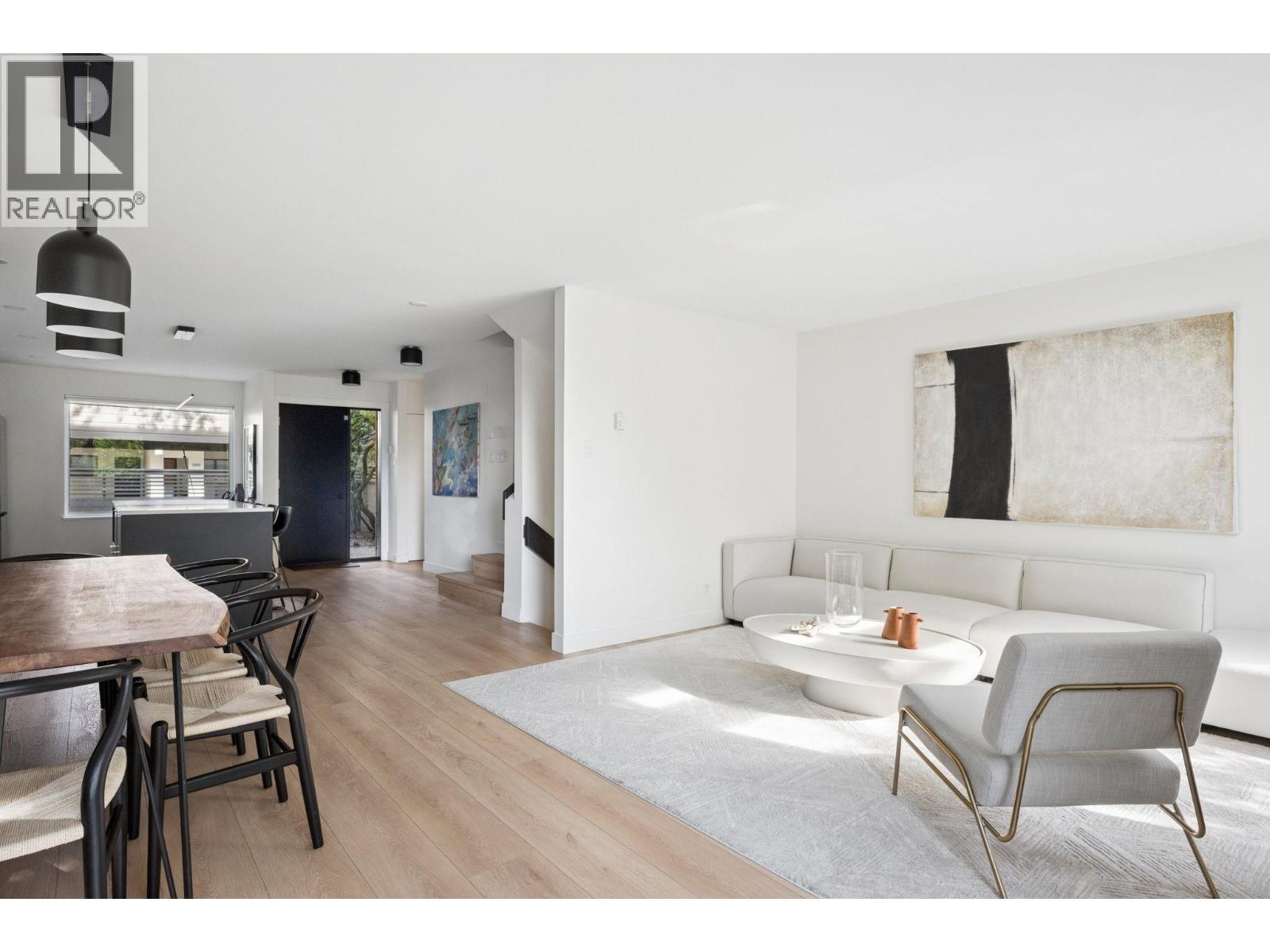 3951 Springtree Drive, Vancouver, British Columbia  V6L 3E2 - Photo 5 - R3117106